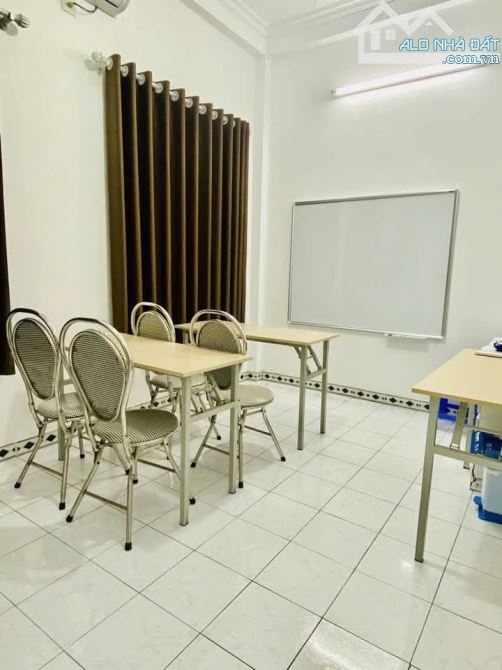 BÁN NHÀ PHẠM TUẤN TÀI 40M2 - 5 TẦNG NHÀ ĐẸP, PHÂN LÔ, Ô TÔ ĐỖ CỔNG, , MT 4M, GIÁ 9.2 TỶ - 3