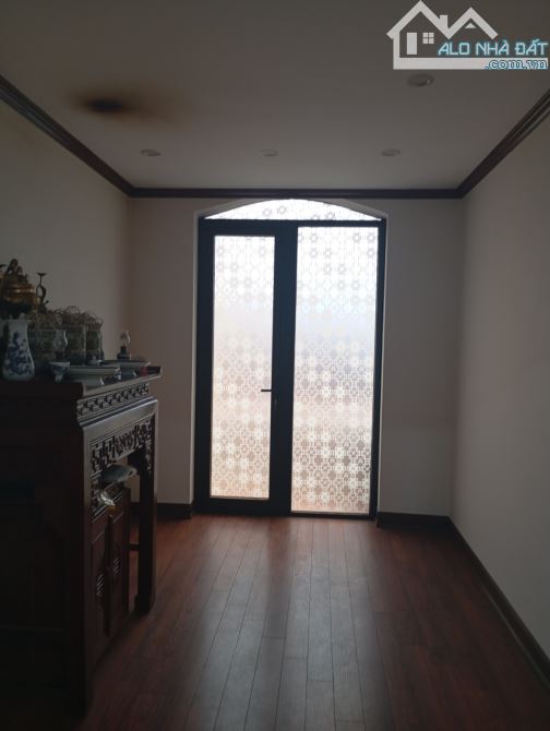BÁN NHÀ NGỌC LÂM – LONG BIÊN - 32M² x 4 TẦNG – GIÁ 7.5 TỶ - 3