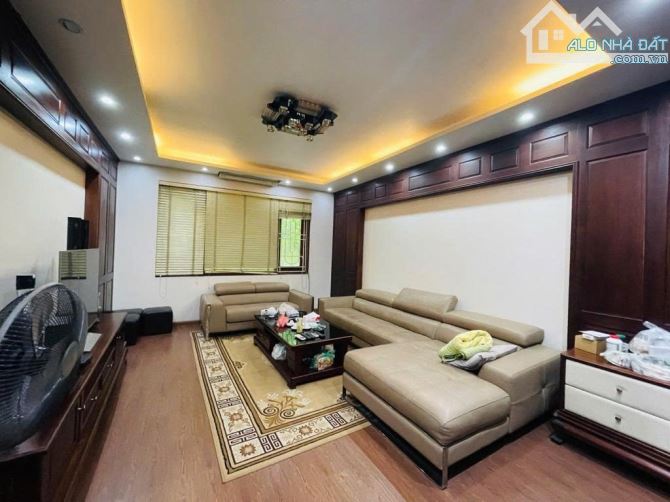 Bán nhà phố Lê Quang Đạo 75m2, 6T thang máy 3 ô tô tránh nội thất xịn sò giá 27 tỷ ở sướng - 3