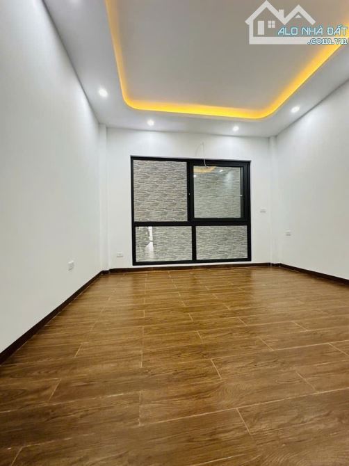 B.Á.N NHÀ THỊ TRẤN ĐAN PHƯỢNG, TRƯỚC NHÀ 3.5M,  THOÁNG TRƯỚC SAU , Ở SƯỚNG 48M2, 4 TỶ 7 - 3