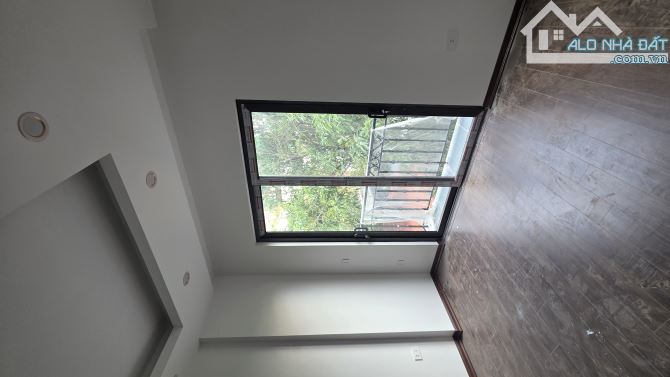 B.Á.N NHÀ GẦN LAI XÁ ,Ô TÔ TRÁNH, DỪNG ĐỖ, THANG MÁY EM RU 47 M2, 9 TỶ 2 - 3