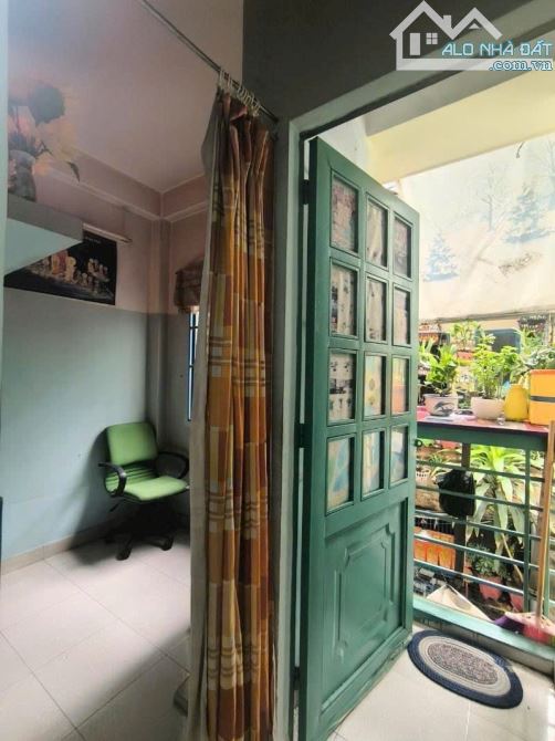 Nhỉn 5T_ Nhà 3 tầng Ngang 5 _Trung tâm Q.10_ Ngô Gia Tự - 3