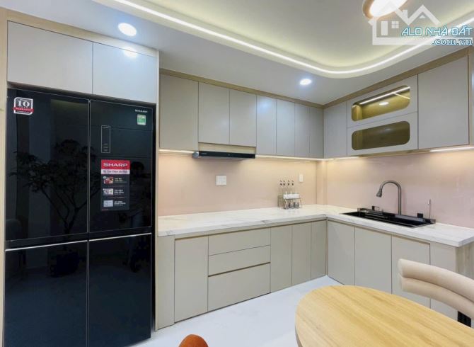 BÁN NHÀ ĐƯỜNG 6M NGAY CƯ XÁ ĐÔ THÀNH QUẬN 3, ĐƯỜNG NGUYỄN HIỀN - GIẢM SÂU CÒN 5TỶ990. SHR - 3