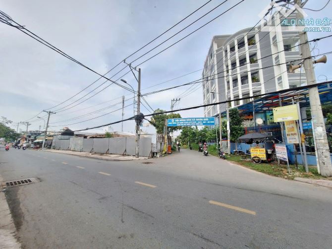 ĐẤT FULL THỔ 5.6 X 14.3 XDTD HẺM XH- ĐƯỜNG LÊ VĂN LƯƠNG GIÁ CHỈ 3TY350 - 3