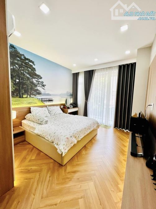 vỉa hè ô tô tránh kinh doanh xát Big C Long Biên phố NGÔ GIA TỰ - 52m 5tầng giá tốt. - 3