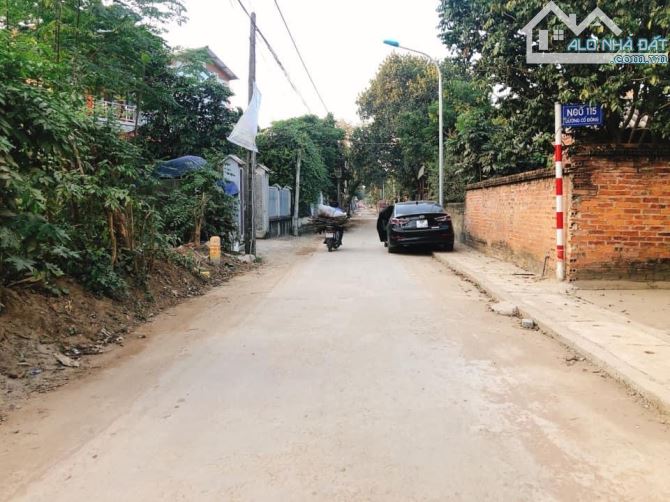 Chính chủ bán đất đầu tư mặt đường trục chính xã Đoài Phương - 3