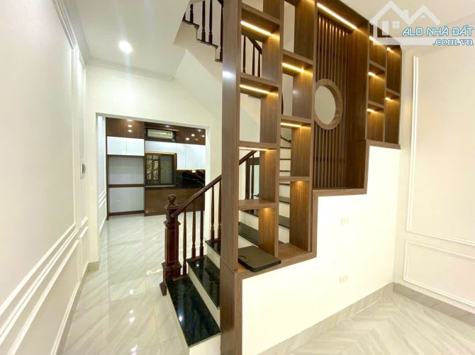Hiếm! Hạ chào 1,7 tỷ căn nhà 50m2x5T vuông vắn - 10m ra ô tô tránh phố Xuân La, Tây Hồ. - 3