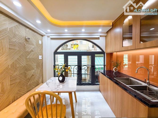 Quận 3 - Nhà Mới Ở Ngay - Đầy Đủ Nội Thất - 4 Tầng - Nhỉnh 3 Tỷ - 3