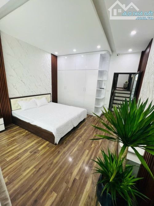 Bán nhà Nguyễn Chí Thanh Đống Đa ngõ thông oto gần phố 45m 5t nhỉnh 18ty TL - 3