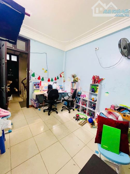 Cần bán nhà riêng tại Phạm Văn Đồng, HN 11,3 tỉ, 38m2 6 tầng, mặt ngõ, dòng tiền - 3