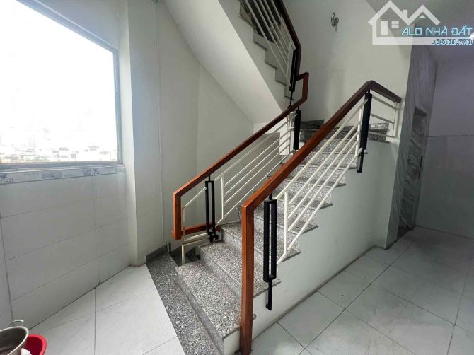 Bán CHDV Phú Thọ Hoà chỉ 8.6 tỷ, dòng tiền 50tr/ tháng - 3