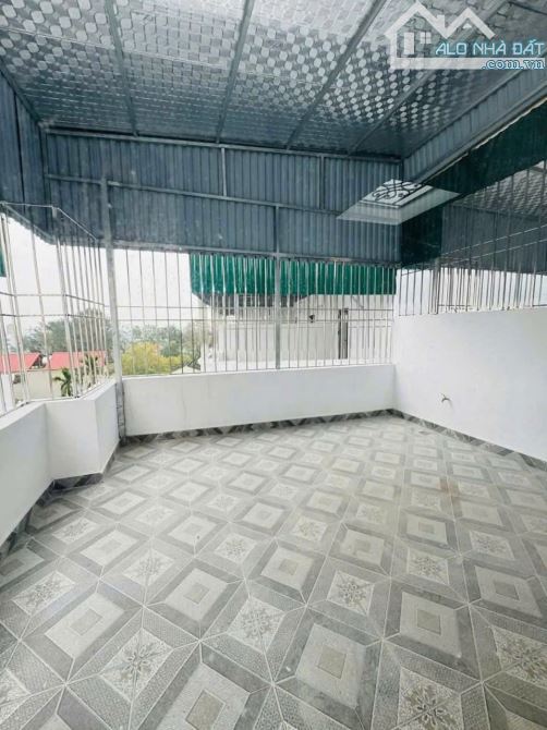 BÁN NHÀ 3Tx46m, Ô TÔ ĐỖ CỬA, NGAY TRẠM Y TẾ, ĐẠI HỌC TD-TT - 3