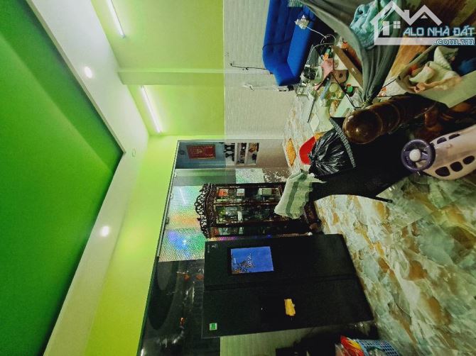 NHÀ ĐẸP BÀ HOM Q6 - 73M2 NỞ HẬU - 2 TẦNG - HẺM XE HƠI - SHR ĐỦ - GIÁ CHỈ NHỈN 5 TỶ - 3
