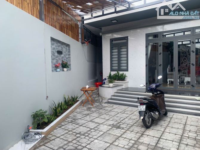 Bán Nhà Phú Thọ Thủ Dầu Một Bình Dương. Diện tích: 7.7x23 tổng 149.8m2 có 80m2 thổ cư - 3