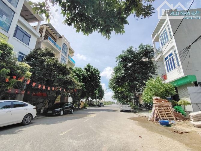 SIÊU PHẨM - LÔ GÓC - CỰC HIẾM - VỈA HÈ MÊNH MÔNG - MẶT PHỐ - KHU CHỢ TRUNG TÂM PHƯỜNG HỒ - - 3