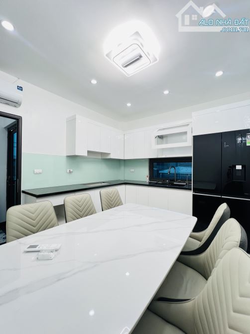 Nhà đẹp Minh Khai thang máy xây mới full nội thất ở luôn 42m2 hơn 8 tỷ - 3