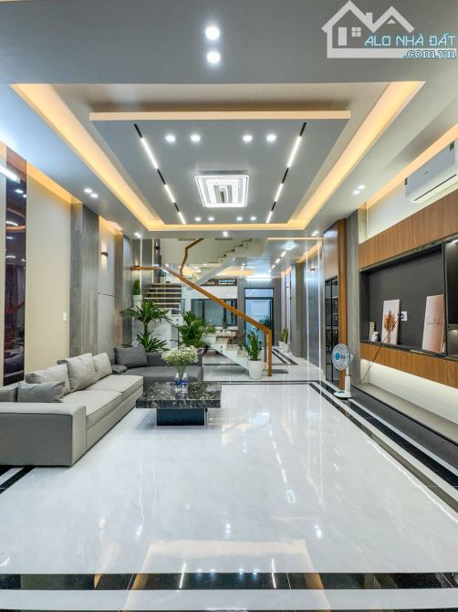 NHÀ PHỐ 3 TẦNG MẪU MỚI THUỘC KDC HỒNG LOAN - 3
