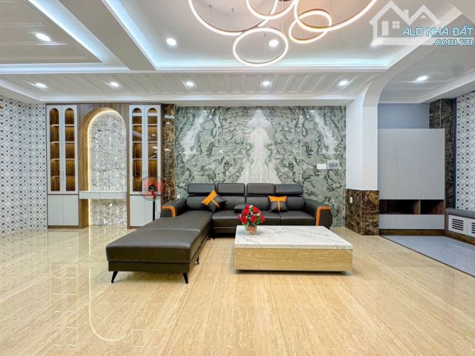 Chủ đang ngợp giảm giá 400 triệu . Giá mới 8 tỷ con bớt Lộc  🌟 Nhà Phố Hiện Đại – Vị Trí - 3