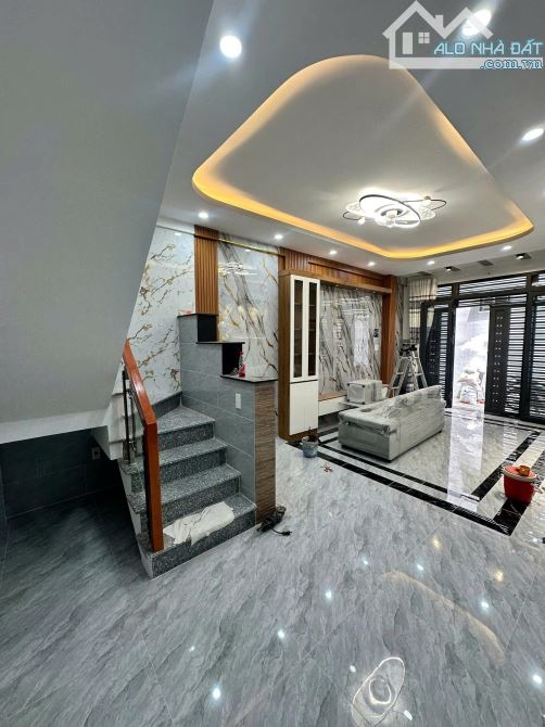 Bán nhà mới đẹp hẻm Hoài Thanh Phường Phú Định (Phường 14 Quận 8 cũ). Nhà nở hậu, gần chợ - 3