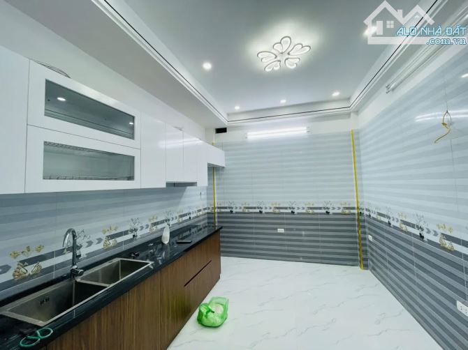 BÁN NHÀ HỒ LINH QUANG, ĐỐNG ĐA, 7 TẦNG, THANG MÁY, 2 THOÁNG, VIEW HỒ, 60M, 15 TỶ - 3