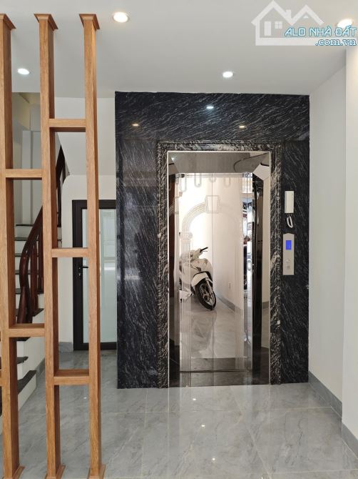 Bán Nhà Ngõ 101 Phố Trạm - Cầu Vĩnh Tuy, Lô Góc, Ô Tô, Thang Máy, 7 Tầng DT: 41m - 11.5 Tỷ - 3