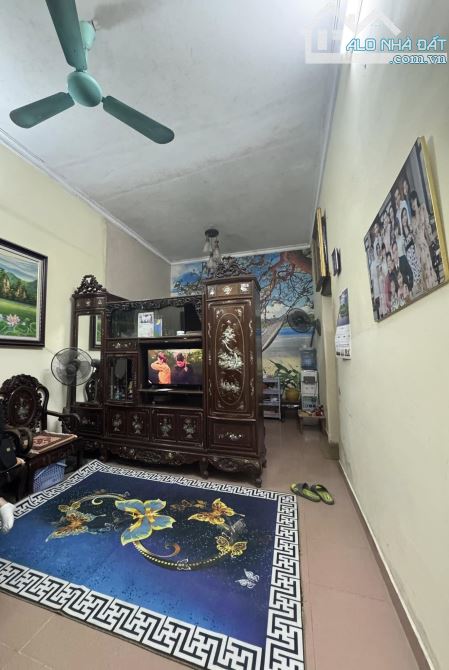 Hoàng Quốc Việt-Trần Cung,bán đất tặng nhà, ngõ ôtô tránh, mặt tiền 6,5m 65m2 nhỉnh 16 tỉ - 3