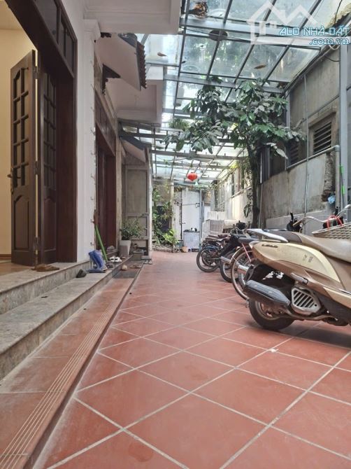 🌺🌺🌺 🏡 RỘNG, RẺ, DUY NHẤT 1 CĂN 60 m2, giá chỉ 6,7 tỷ. Chốt ngay ạ. Thanh Am, Long Biên - 3