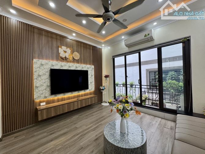 Nhà đẹp kinh doanh phân lô ô tô Đền Lừ- Tam Trinh 45M 5 tầng 15 đồng - 3