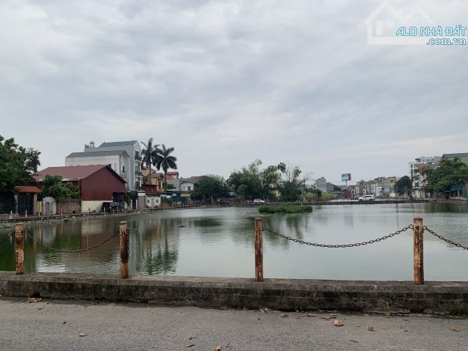 Bán nhà dân xây dạng biệt thự view hồ Đầm Tranh thoáng mát quanh năm, full nội thất cao cấ - 3