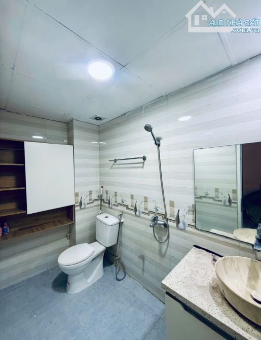 BÁN NHÀ RẺ NHẤT ĐÔNG LA — 33M² × 5 TẦNG — GIÁ CHỈ 3,7 TỶ - 3
