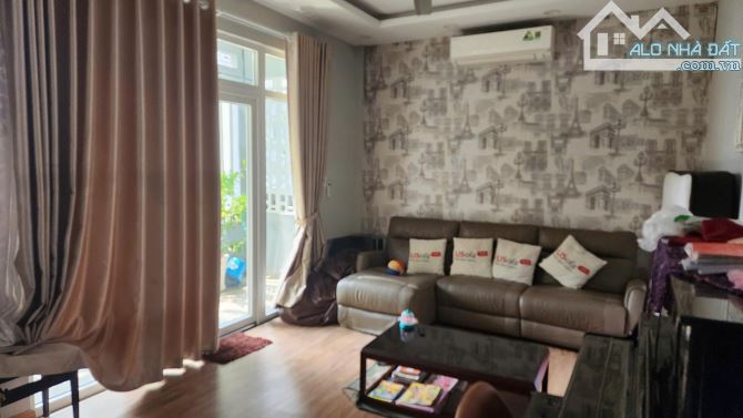 Bán nhà đường Lê Văn Sỹ Quận 3, ngang lớn tới 6m hẻm rộng đẹp nhất tặng toàn bộ nội thất - 3