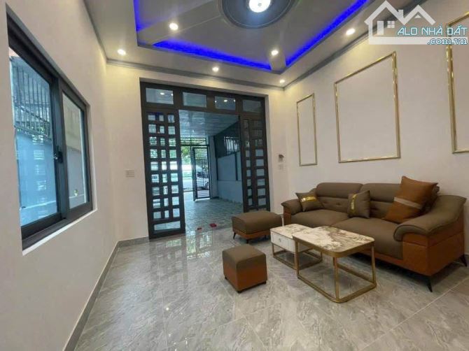 Cần tiền ! Bán gấp căn nhà mới gần chợ Việt Kiều ( Đ. Trần Văn Chẫm )113m2 -SHR- giá 880tr - 3