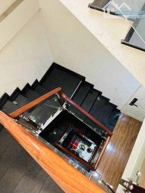 NHÀ MẶT TIỀN KINH DOANH SẦM UẤT Đ. 3 THÁNG 2, Q.11, 49M2, 5TẦNG, 6PN, 5WC. GIÁ 17.5 TỶ TL. - 3