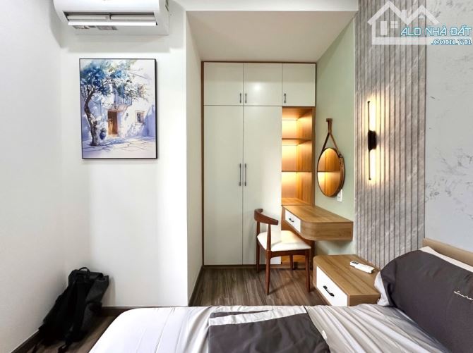 Bán nhà căn góc Bùi Hữu Nghĩa BTH, full nội thất đẹp lung linh, mặt tiền khủng, nhích 4 tỷ - 3