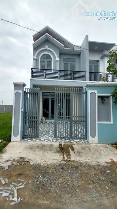 NHỈNH 1 TÍ NHÀ 2 TẦNG KIÊN CỐ XE HƠI NGỦ TRONG NHÀ GẦN CHỢ BÌNH CHÁNH - 3