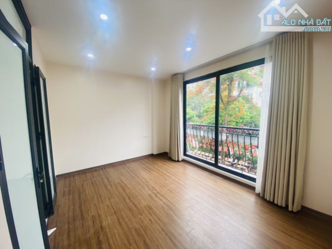 🔥Nhà Phố Đội Cấn, Ba Đình - Vị Trí Cực Đẹp- 6Tầng Thang Máy - Kinh Doanh - Ôtô - 14 Tỷ - 3