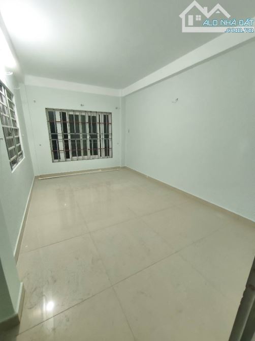 Nhà 4 tầng 1/ đường LÊ THỊ RIÊNG, phường THỚI AN, Q12, dt 112,8m2 (6mx21m), Đường 10m - 3