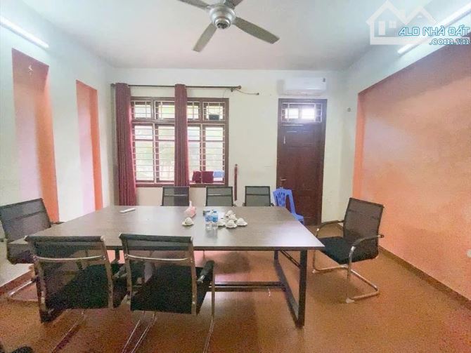 Bán nhà Văn Phú - Hà Đông DT 48m2 x 3 tầng - Nhà gần phố - Phân lô - Giá 11 tỷ - 3