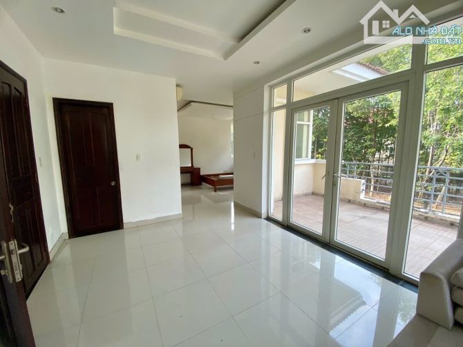 BÁN GẤP BIỆT THỰ CHÁNH MỸ - THỦ DẦU MỘT - CẠNH SÔNG SÀI GÒN. - 3