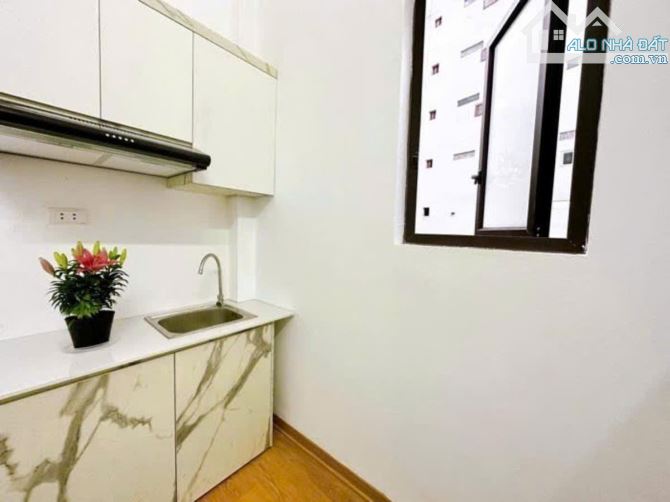 CCMN 9 PHÒNG NGUYỄN CHÁNH 40m MT 3.6m 5 TẦNG KHÉP KÍN FULL NỘI THẤT 11.5 TỶ - 3