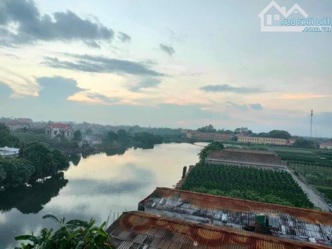 Bán đất tặng nhà 3.5 tầng full nội thất tại khu đấu giá Phú Trạch – Mễ Sở – Văn Giang - 3