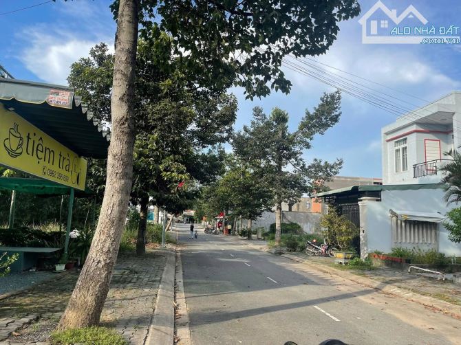 KDC PHƯỚC THÁI NGAY SÂN BAY QUỐC TẾ LONG THÀNH, BÁN GẤP 104m2-GIÁ CẮT LỔ 30%, 1tỷ990 - 3