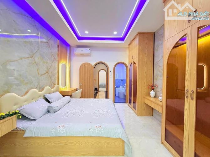 OTO ĐỖ CỬA, hoa hậu phố Đàm Quang Trung, Long Biên 33m2 x 5T Nhỉnh 6TỶ có thương lượng - 3