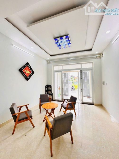 NHÀ MẶT TIỀN – ĐƯỜNG TX23, Q.12 – 3 LẦU, 2 SÂN THƯỢNG – 60M² (4x15) – CHỈ 5.6 TỶ TL - 3