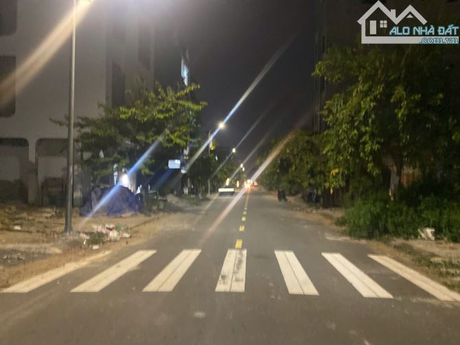 Khu đô thị Kim Long: Bán lô đất đường Hòa Phú 28; sát biển; siêu thị Mega Market - 3