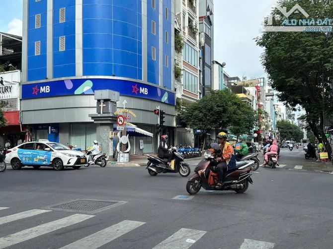 Bán nhà hẻm 10m Cao Thắng Q3 ngay chợ Bàn Cờ ngang 6.5m 7 lầu 163m2 16PN TN 100tr 55 tỷ - 3