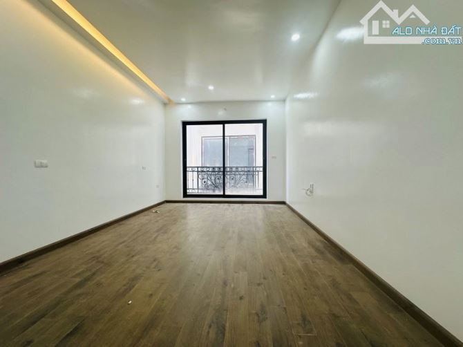 🏡 TÂY MỖ – LÔ GÓC 2 THOÁNG – 35M² – 5 TẦNG NHÀ MỚI – 30M RA Ô TÔ – HƠN 5 TỶ - 3
