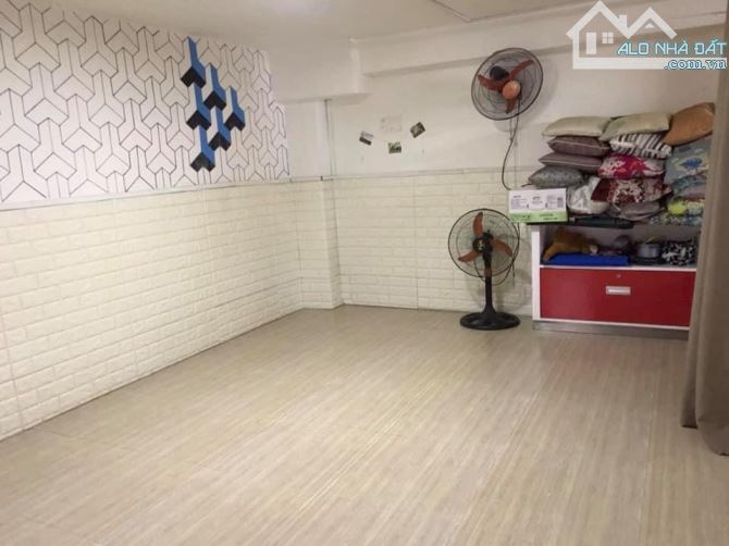 Bán nhà mặt tiền Thống Nhất, phường 16, Gò Vấp, kinh doanh tốt, 70m2, 3 tầng, giá 6.5 tỷ - 3