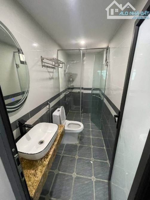 🏡 ĐẠI MỖ | 33M² – 5 TẦNG – 30M RA Ô TÔ TRÁNH – HƠN 5 TỶ - 3