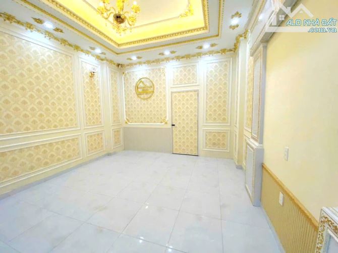 10 triệu❌️ 4,5x13m - Sân để xe Nhà thuê Gò Vấp 4PN❌️ Hẻm 911 Quang Trung P14 - 3
